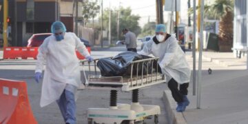México suma 100 mil 823 muertos y 1 millón 025 mil 969 casos de COVID-19