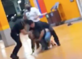 Conmociona a Emmanuel Macron golpiza de policías a un hombre negro