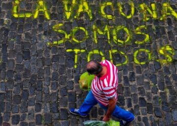 Pronostican vacunar contra COVID-19 a 10 millones de mexicanos al mes