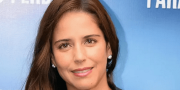 Ana Claudia Talancón cuenta como fan la golpeó
