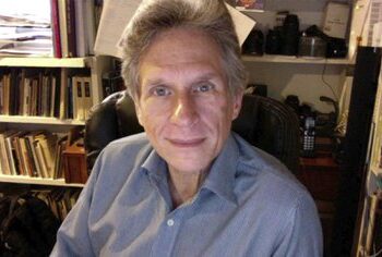 Muere el poeta y escritor mexicano Sandro Cohen por Covid-19