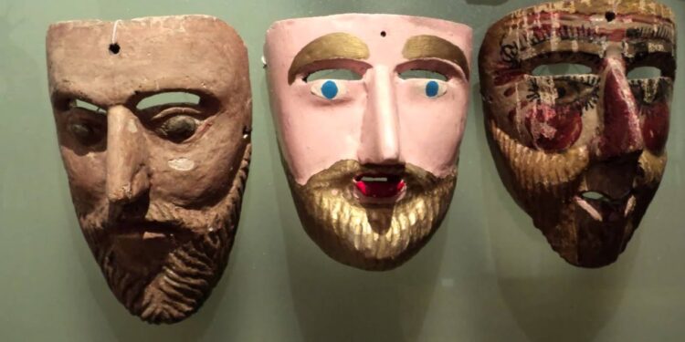 Máscaras de la Danza de la Conquista