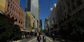 Australia registra cero casos locales de covid-19 por vez primera desde junio