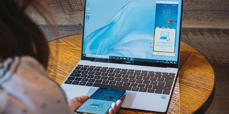 Huawei Matebook X, la laptop más ligera que desearás tener