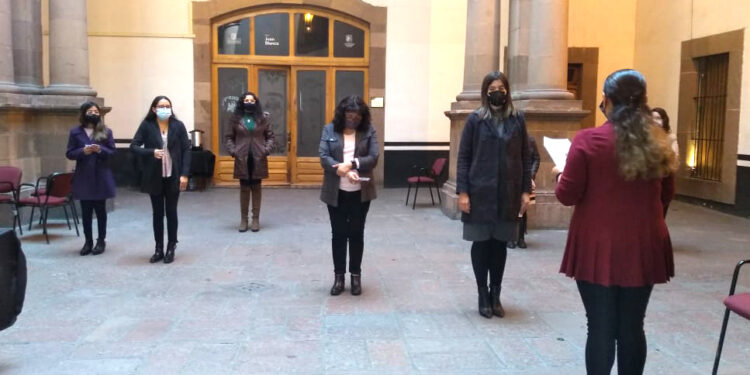 Instancia municipal de las mujeres capacita a las servidoras públicas