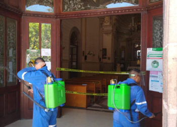 Se intensifica fumigación para evitar brotes de dengue