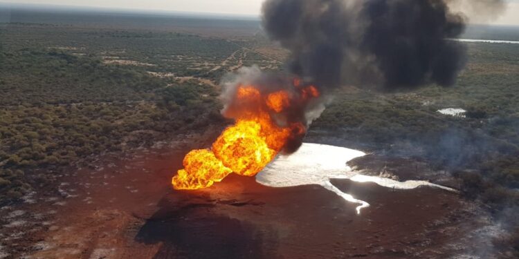 Explota gasoducto de Pemex en NL