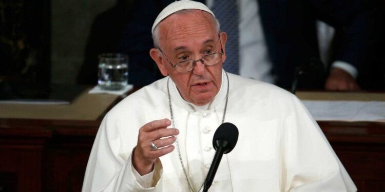 Papa Francisco reitera necesidad de paz en Nagorno Karabaj