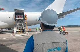 UNICEF se alista para el transporte de las vacunas COVID-19 en 92 países