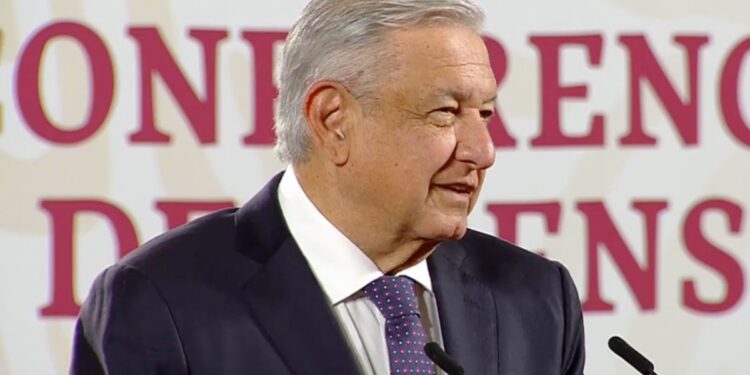 AMLO pide aplicar la ley a su hermano Pío por supuestos sobornos