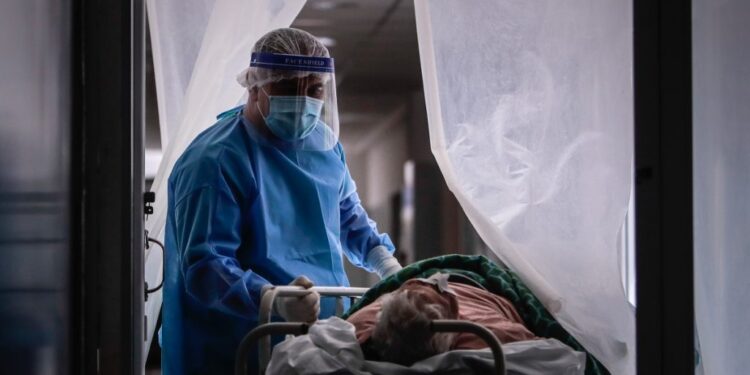 México llega a 101 mil 926 muertos y a 1 millón 049 mil 358 casos de Covid-19
