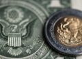 Peso mexicano se fortalece frente al dólar aun sin presidente en EU