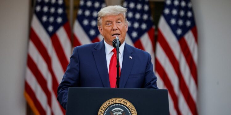 Trump asegura que no habrá confinamiento en EEUU a pesar de incremento de casos covid-19