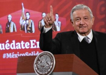 Hoy habrá conclusiones sobre outsourcing tras negociación con sector privado: AMLO