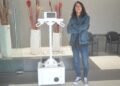 Estudiante mexicano crea dispositivo desinfectante equipado con luz UV