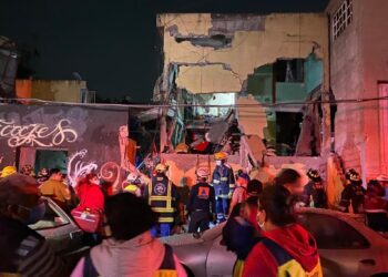 Explosión por acumulación de gas en la colonia Morelos, CDMX, deja al menos dos muertos