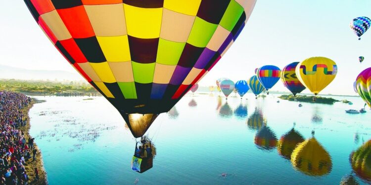Por primera vez, Festival Internacional del Globo se realiza sin público por Covid-19