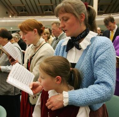 Rusia investigará a Testigos de Jehová por “conspiradores”