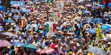 15 mil guadalupanos visitaron la Basílica este sábado
