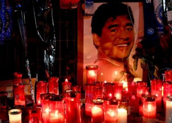 Hijos de Maradona lo despiden con emotivos mensajes en redes sociales