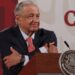 AMLO celebra su cumpleaños 67, recibe serenata en mañanera