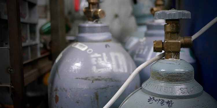 Roban 2 cilindros con gas cloro en NL; alerta en 5 estados