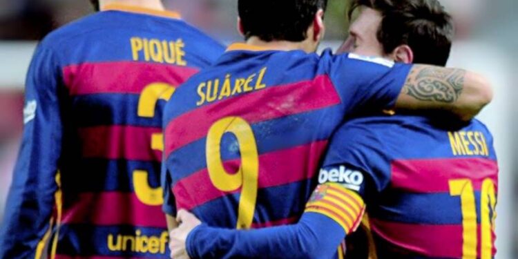 Barcelona derrota al líder del fútbol de España