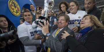 Miguel Herrera fuera del Club América