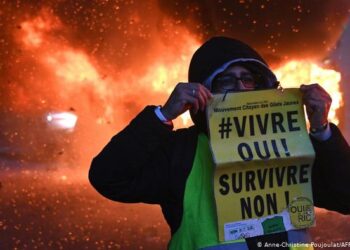 Nuevos enfrentamientos en París en protesta contra polémica ley de seguridad