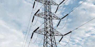 Histórica caída mundial del 2% en la demanda de electricidad
