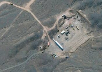 Irán traslada una instalación nuclear clave al interior de una montaña