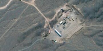 Irán traslada una instalación nuclear clave al interior de una montaña