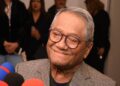 Armando Manzanero es intubado por agotamiento físico