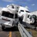 Dos muertos y 26 heridos tras fuerte accidente en la Querétaro-SLP