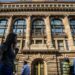 Reforma al Banco de México trae riesgos y debilita su autonomía, dice Moody’s