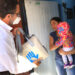 Ayuntamiento entrega paquetes de apoyo a madres solteras