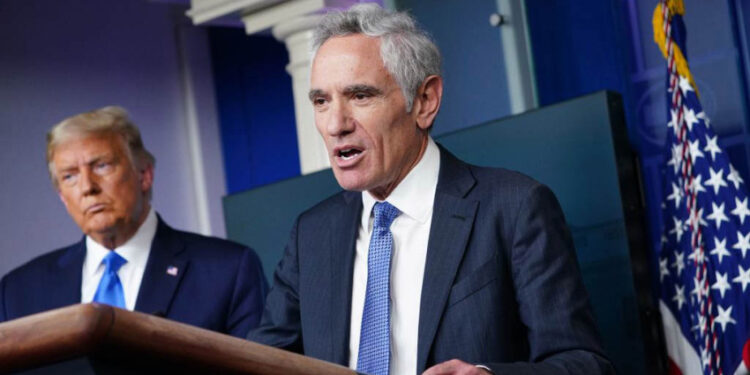 Asesor científico de Trump deja su puesto en la Casa Blanca