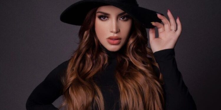 #Video Kimberly Loaiza festeja su cumple con lanzamiento de “Apaga la luz”