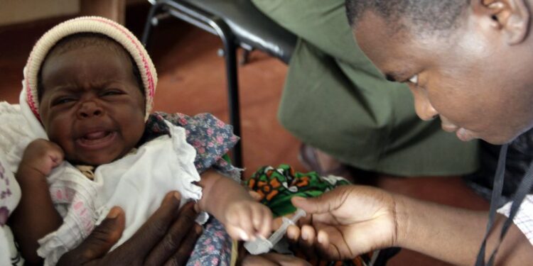 Niños de África con VIH tendrán acceso a un tratamiento 75% más barato