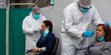 México suma 111 mil 655 muertos y 1 millón 205 mil 229 casos de COVID-19