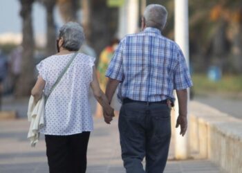 Crisis de COVID-19 presionará más la financiación de pensiones, advierte la OCDE