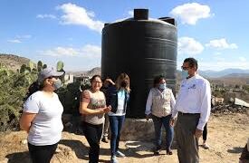 Gobierno refuerza abasto de agua con la entrega de 20 depósitos