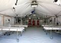 Instalan carpas en hospitales de la CDMX para ampliar atención de COVID-19