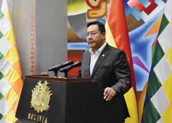 Bolivia promulga impuesto a los 152 más ricos del país