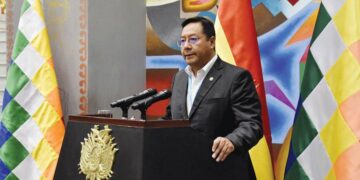 Bolivia promulga impuesto a los 152 más ricos del país