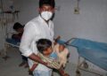 Enfermedad misteriosa desconcierta a expertos en India; suman 500 hospitalizados