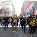 Apuñalan a 4 tras marcha en apoyo a Trump en Washington