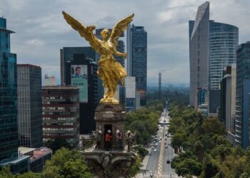 La OCDE prevé una caída del PIB del 9.2% este año en México