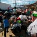 Migrantes se solidarizan con damnificados por incendios en Tijuana