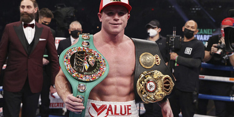 Saúl Canelo Álvarez se consagra como mejor púgil al vencer a Smith